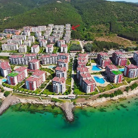 Waves & Pines - Sea View Escape In Sveti Vlas Апартамент Елените