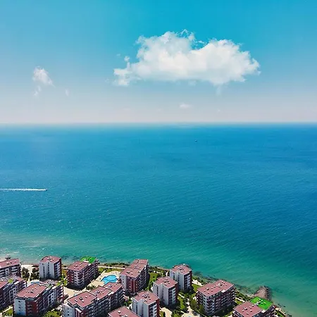 Waves & Pines - Sea View Escape In Sveti Vlas Апартамент