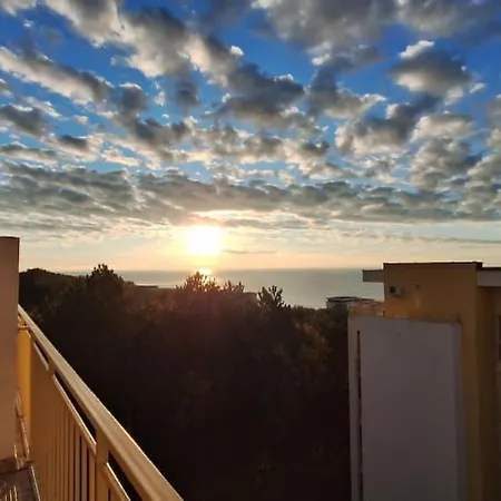 Waves & Pines - Sea View Escape In Sveti Vlas *
