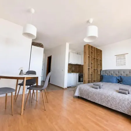 Апартамент Waves & Pines - Sea View Escape In Sveti Vlas *