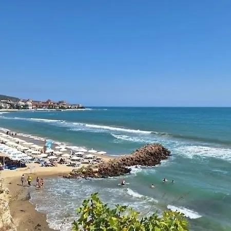 Waves & Pines - Sea View Escape In Sveti Vlas Апартамент Елените